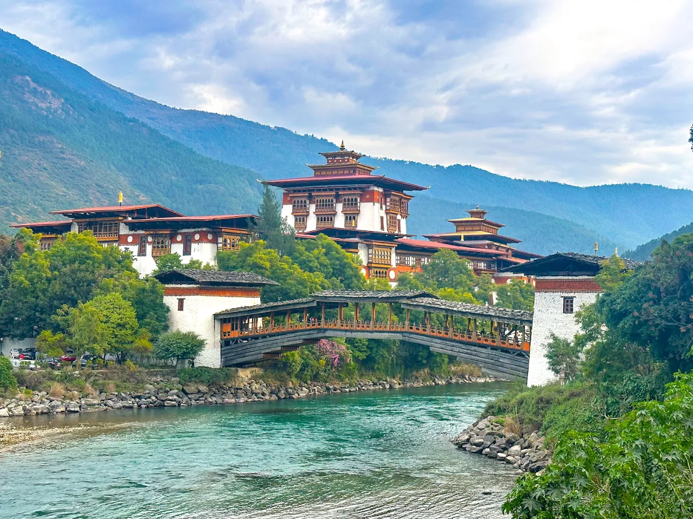 Majestic Bhutan Explorer